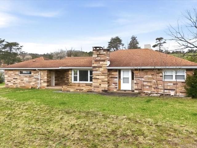 House for sale in Fort Ashby, West Virginia