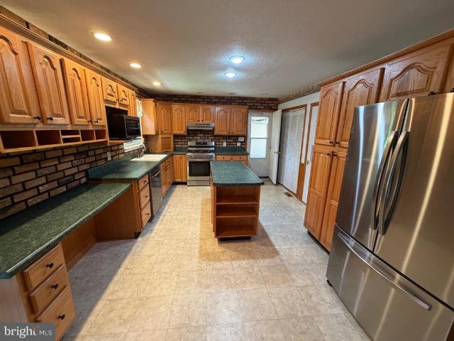 House for sale in Mount Storm, West Virginia