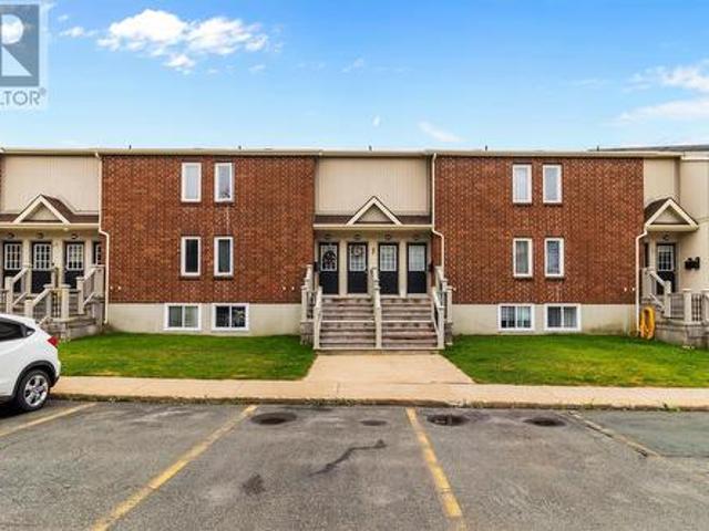 Condo for sale in Cowan Heights, St. John's