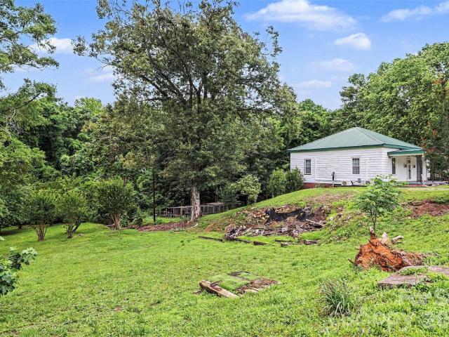 House for sale in Great Falls, South Carolina