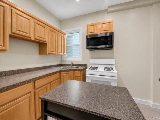House for sale in Glenwood, New York