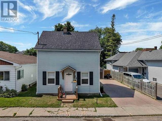 House for sale in Renfrew, Ontario