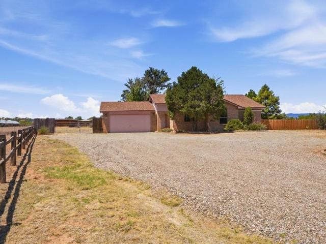 House for sale in Edgewood, New Mexico