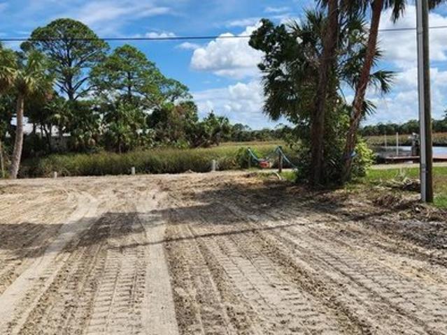 Land for sale in Dixie, Florida