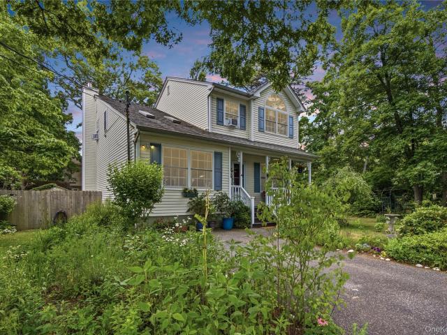House for sale in Centereach, New York