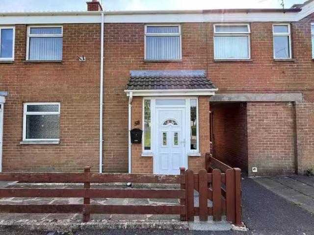 House to rent in Corry, Connacht