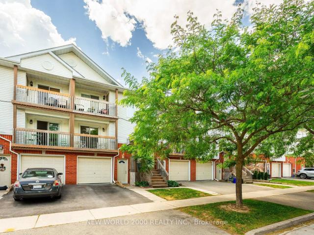 Condo for sale in Georgetown, Ontario