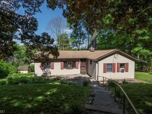 House for sale in Stockholm, New Jersey