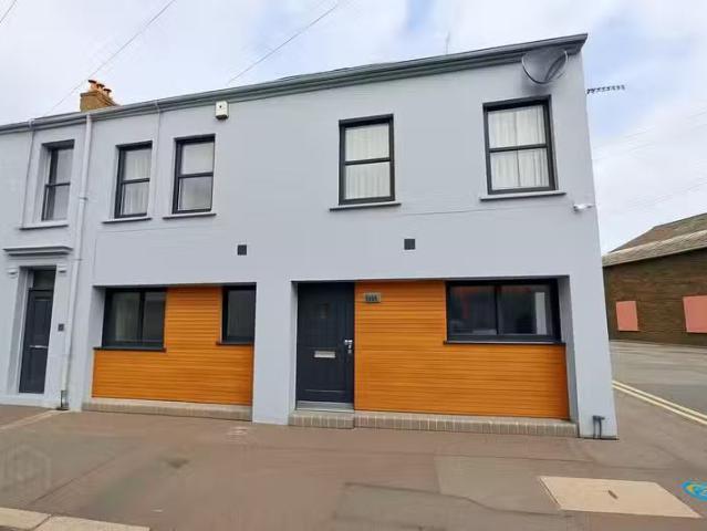 Apartment to rent in Corry, Connacht