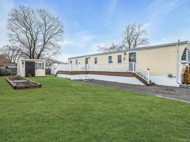 House for sale in Bohemia, New York