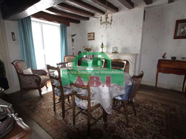 Maison vente à Clamecy, Varzy
