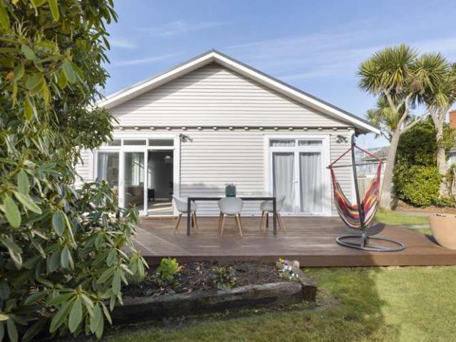 House for sale in Otakou