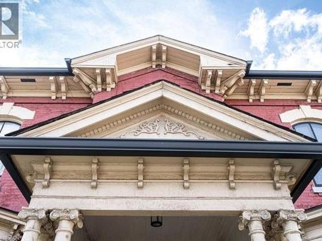 House for sale in Ancaster, Ontario