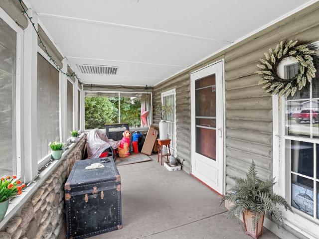 House for sale in Mchenry, Illinois