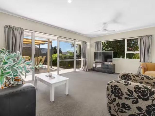 House for sale in Omokoroa, Bay Of Plenty