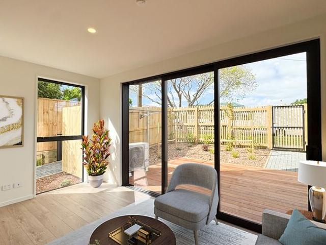 House for rent in Northcote, Kaipātiki