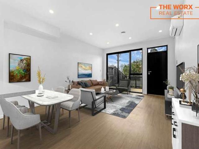Townhouse for sale in Owhata, Oroua County