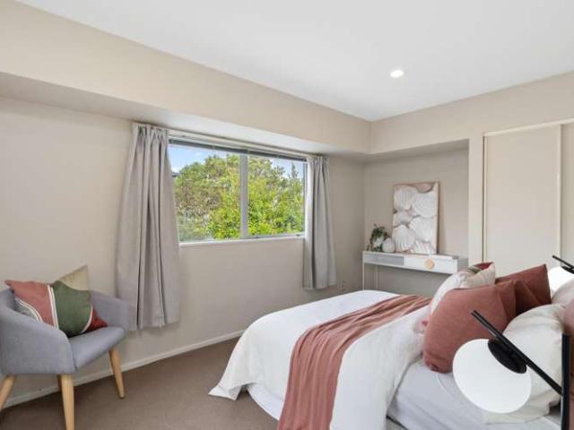 Townhouse for sale in Heathcote, Canterbury