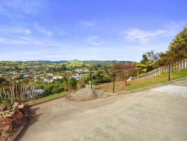 Land for sale in Linden, Wellington