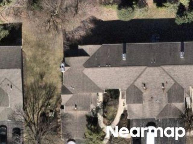 Condo for sale in Hinsdale, Illinois