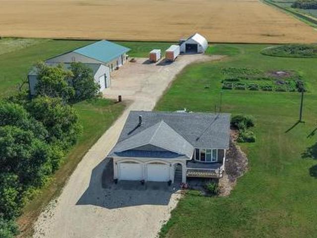 House for sale in Springfield, Manitoba