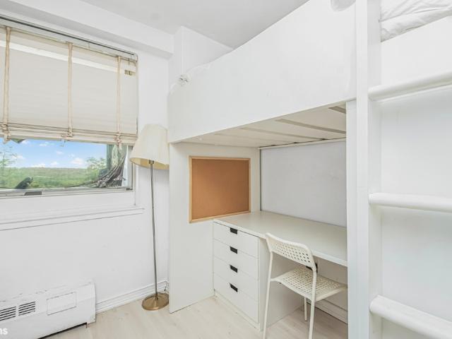 Property for sale in The Bronx, Arverne