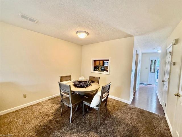 Condo for sale in Clemmons, North Carolina