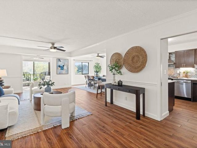 Condo for sale in Alexandria, Virginia