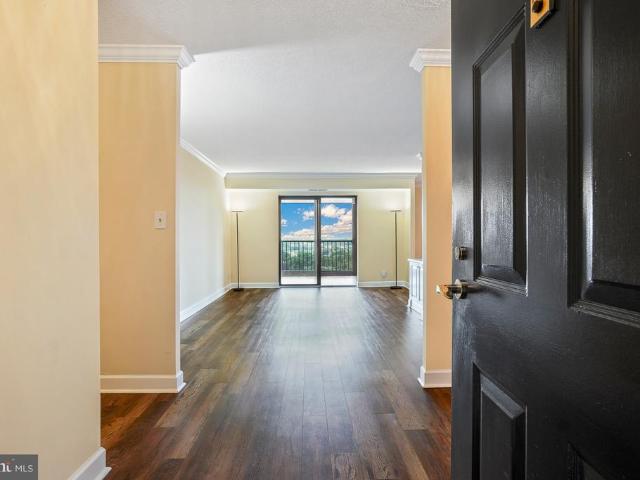 Condo for sale in Virginia
