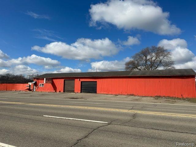 Commercial for sale in Flint