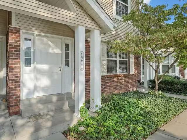 Condo for rent in Saint Charles