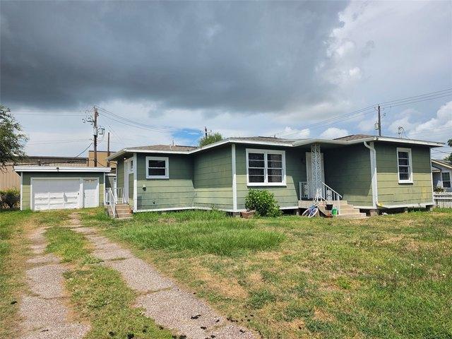 House for sale in Galveston, Texas