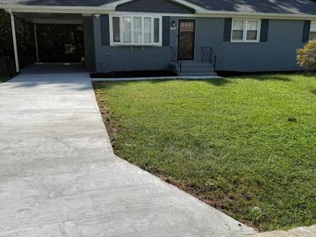 House for sale in Middleton Farm, Temple Hills