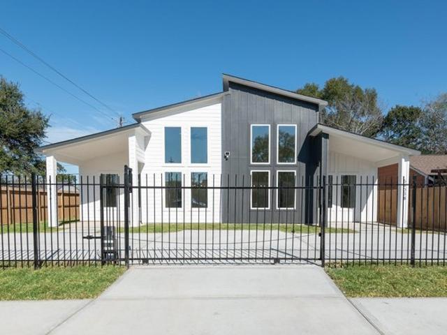 House for sale in Harris, Texas