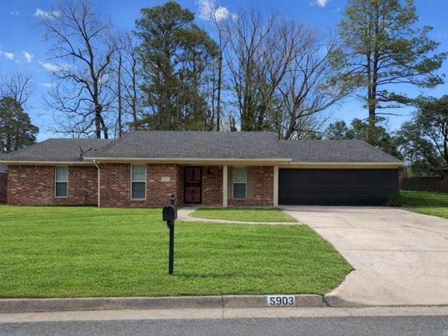 House for sale in Pine Bluff, Jefferson County
