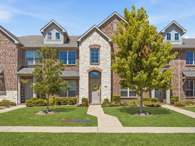 Townhouse for sale in Mckinney, Texas