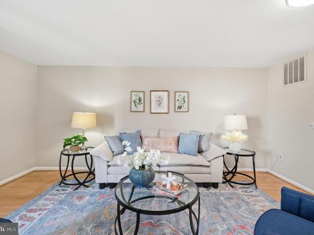 Townhouse for sale in Centreville, Fairfax County