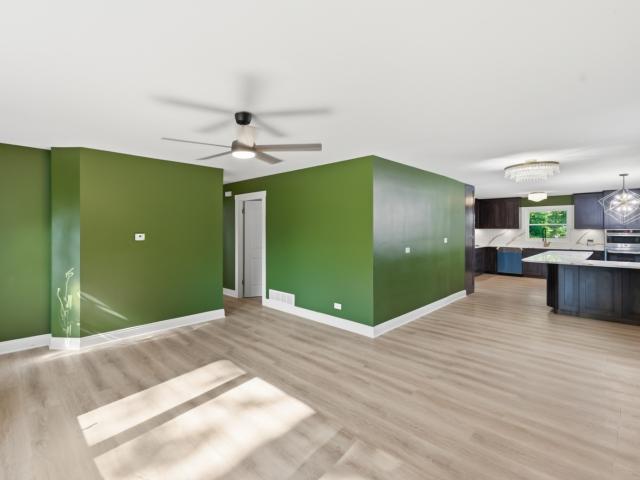 House for sale in Boundary Hill, Downers Grove