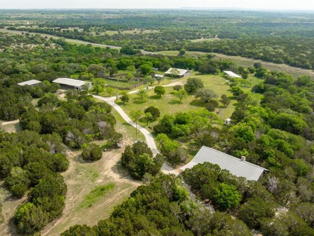 House for sale in Hamilton, Texas