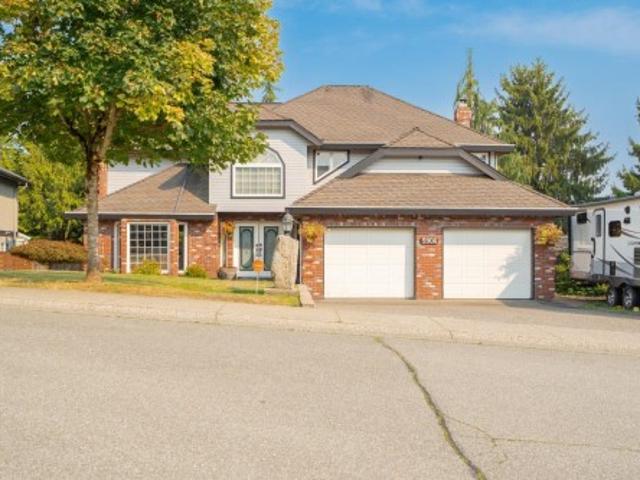 House for sale in Rosewood Park, Surrey