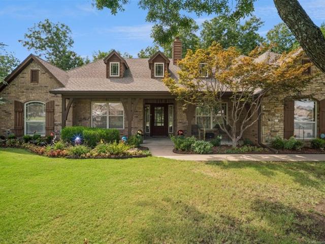 House for sale in Sand Springs, Oklahoma