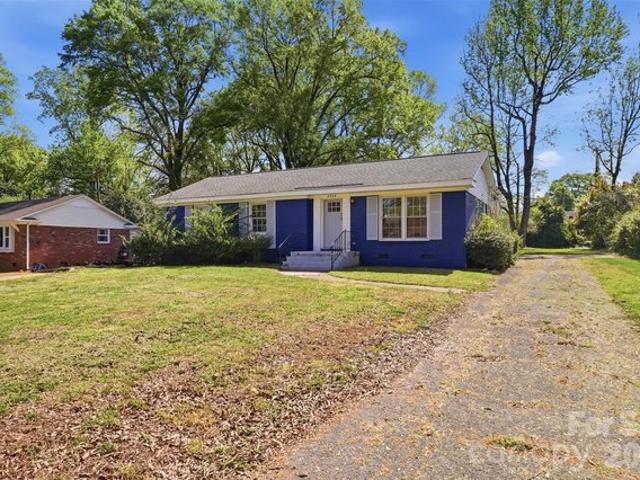 House for sale in Mecklenburg, North Carolina