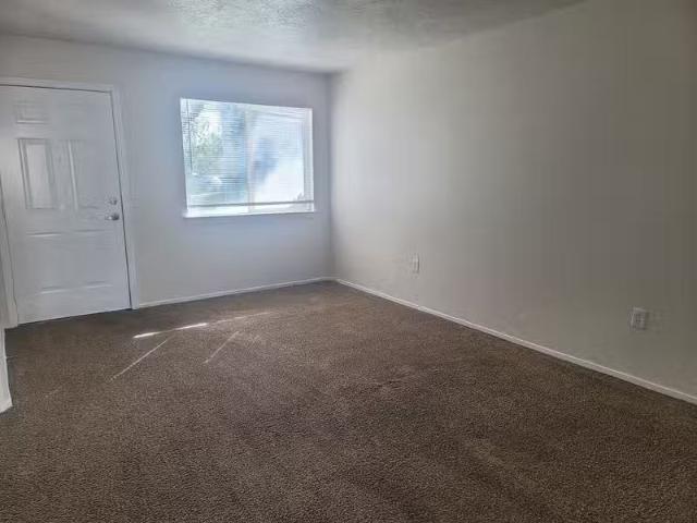 House for rent in Magna