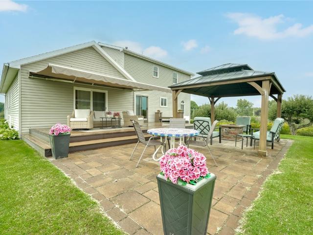 House for sale in Ontario, New York