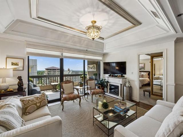 Condo for sale in Dallas, Texas