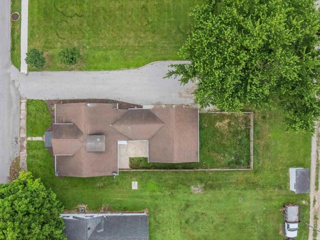 House for sale in Uniondale, Indiana