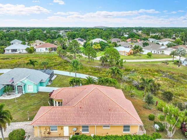 House for sale in Port Saint Lucie, Florida