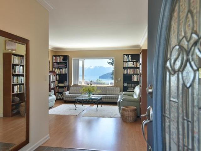 House for sale in Gibsons, British Columbia