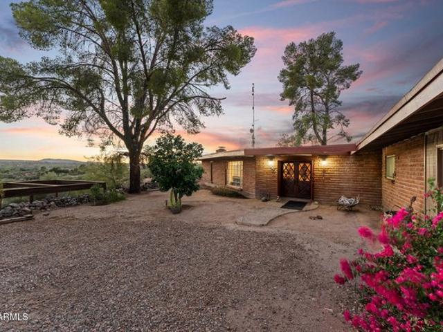 House for sale in Wickenburg, Arizona