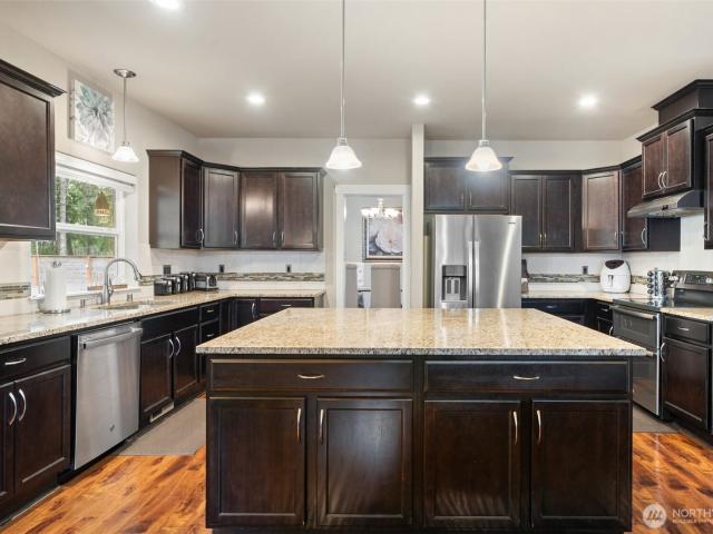 House for sale in Allyn House for sale in Allyn